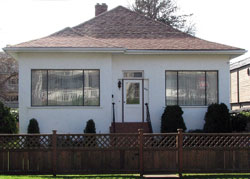 2010DecMysteryHouseSM